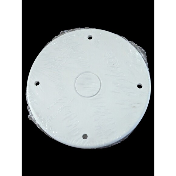 Commercial Electric Weatherproof Round Blank Cover PVC White 4 WBC300PW w/Gasket - Picture 3 of 3